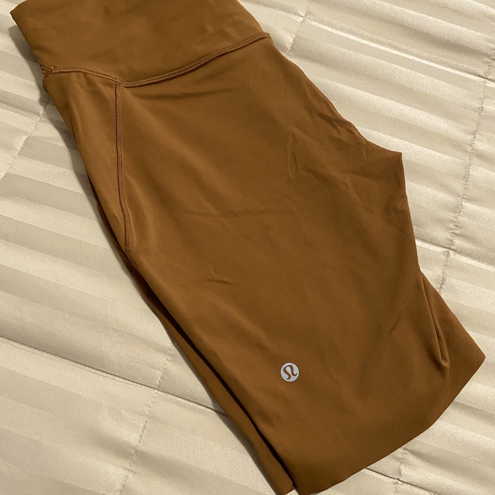 🤎High Rise Fast And Free Bike Shorts / LULULEMON Athletica